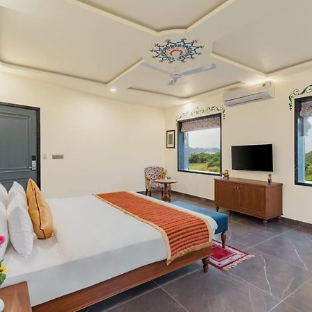 Traavista Aravali Mahal Hotel อุเดเปอร์ ภายนอก รูปภาพ