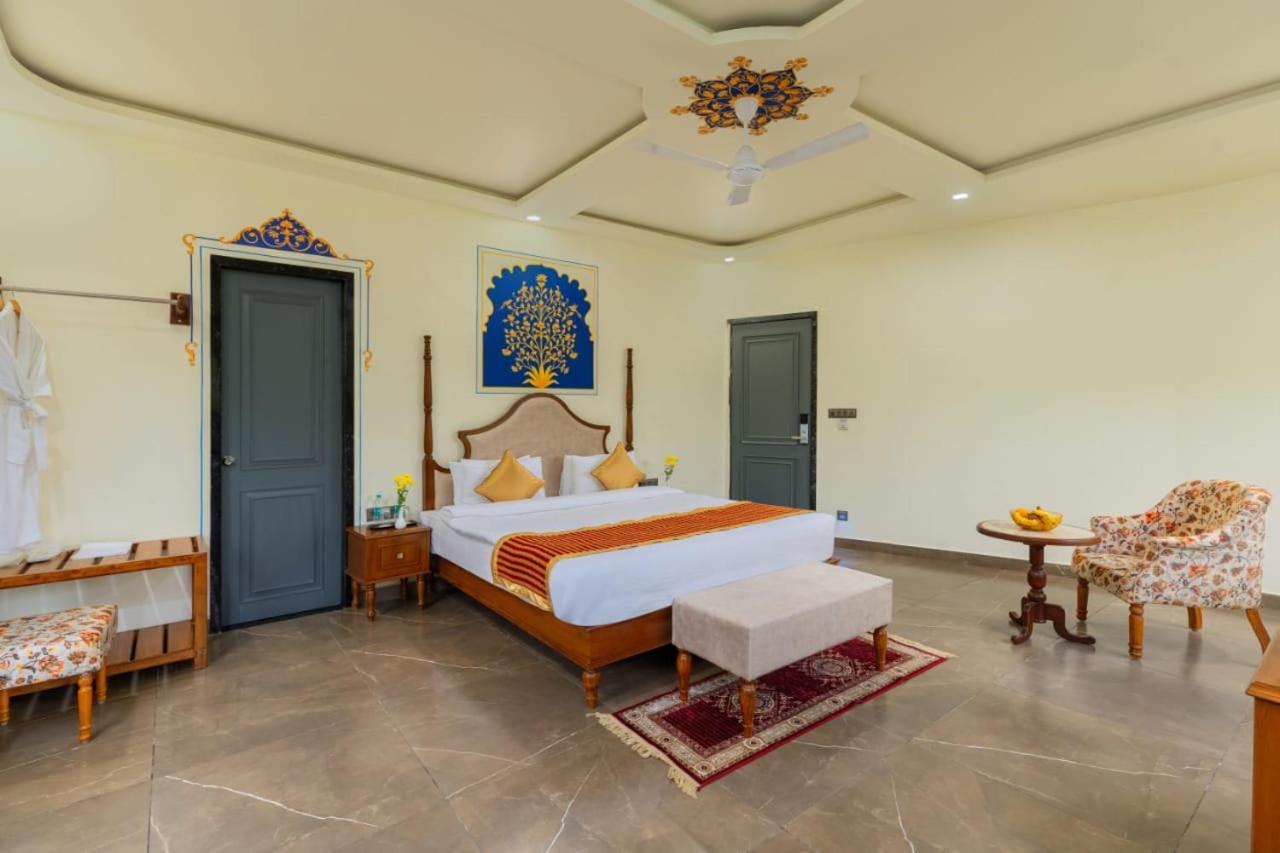 Traavista Aravali Mahal Hotel อุเดเปอร์ ภายนอก รูปภาพ