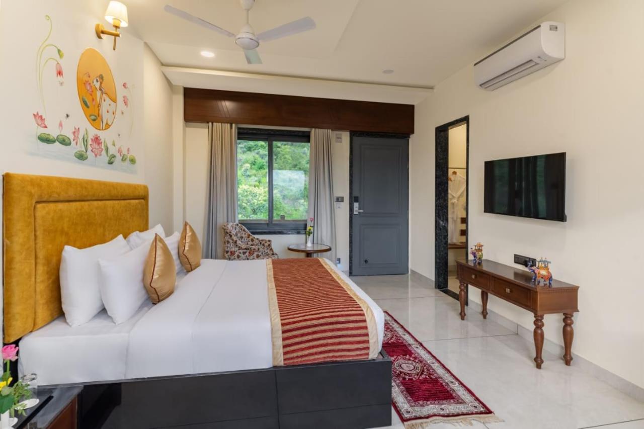 Traavista Aravali Mahal Hotel อุเดเปอร์ ภายนอก รูปภาพ